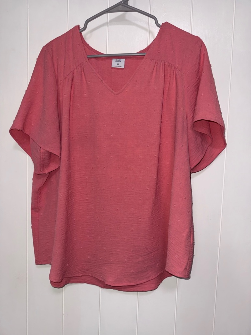 ❤️5/$25 Women's V-Neck Short Sleeve Top - Coral Pink